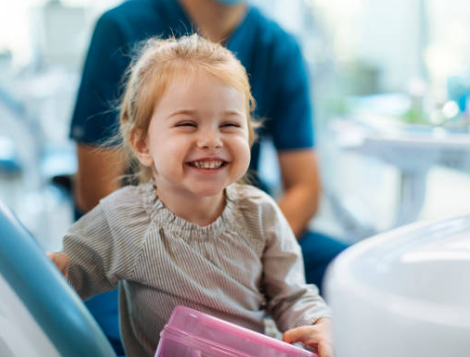 Kinderzahnmedizin, lachendes Kind, laughing child